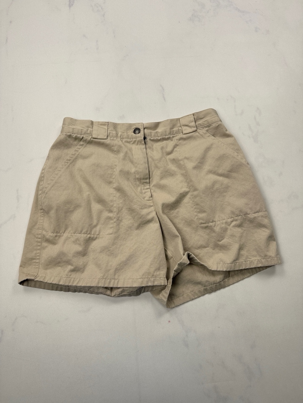 Izod Classic Style Bermuda Shorts Beige Modern Straight Leg - Women 10